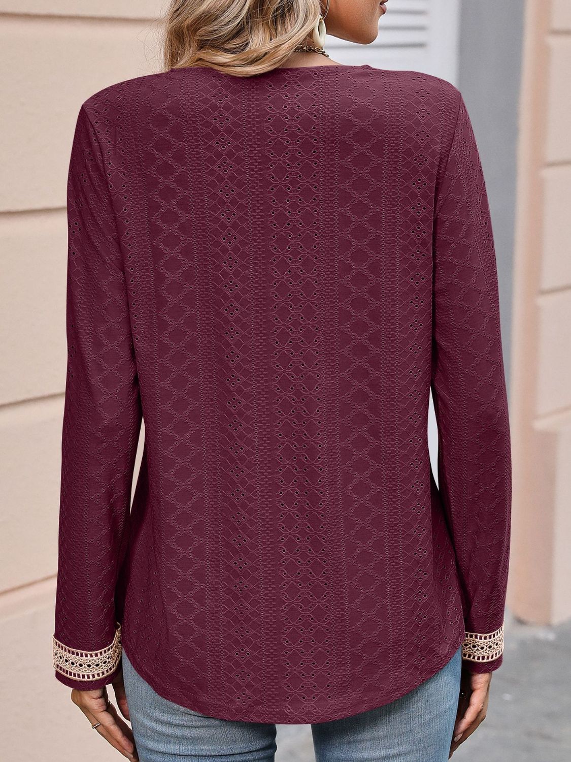 ๐๐Double Take Contrast V-Neck Eyelet Long Sleeve Top