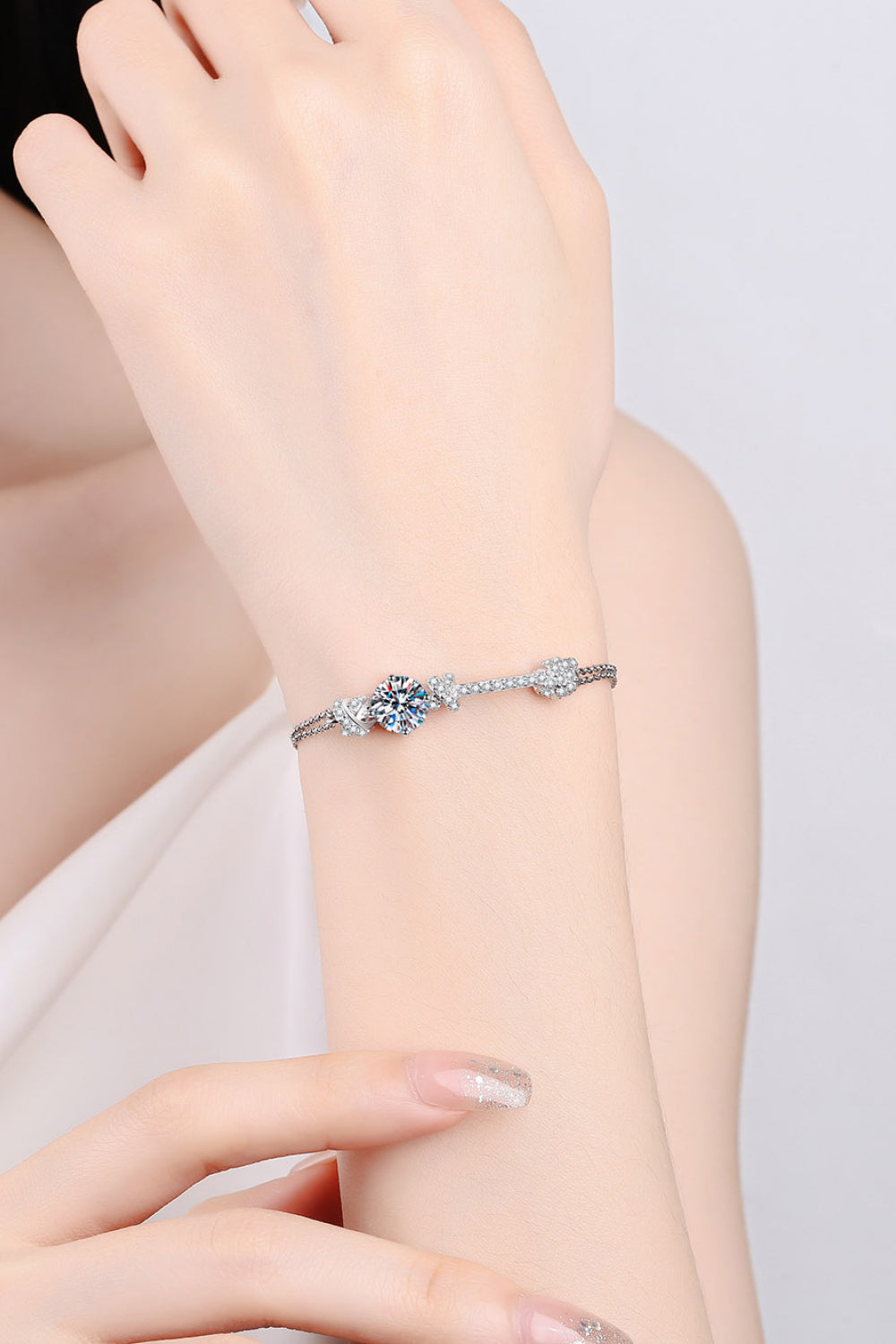 Did you see her bracelet? 2 Carat Moissanite 925 Sterling Silver Bracelet